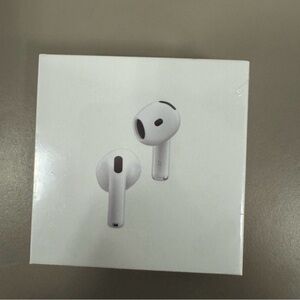 Apple AirPods 4th gen w/ noise cancelling